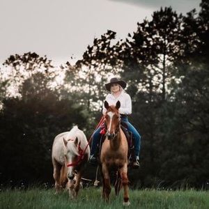 Meet your Posher, Layna